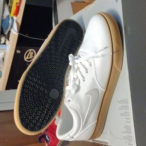 New SB Nike Chron 2 CNVS. Size 11